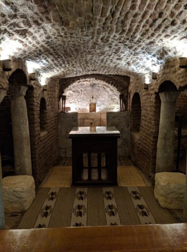 Ankhtours, The holy crypt church in old Cairo